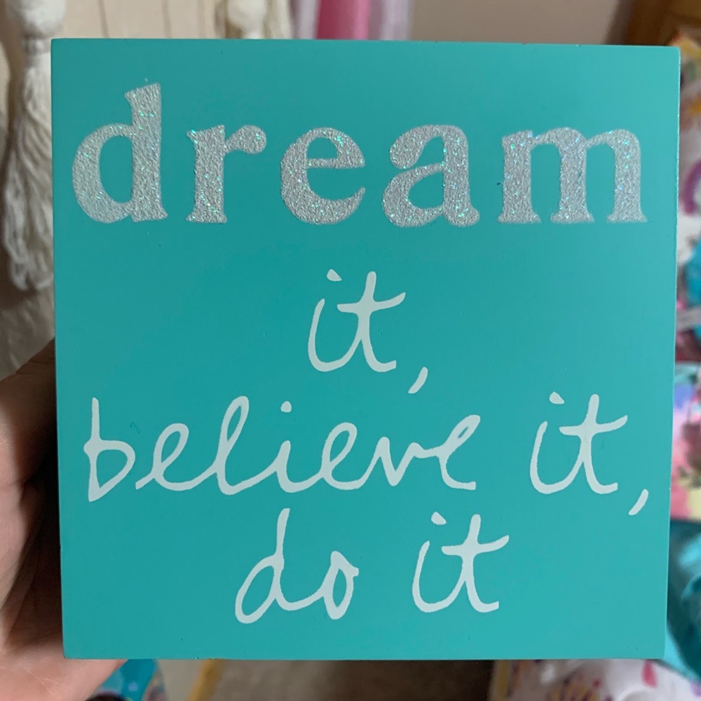 Francesca’s decor